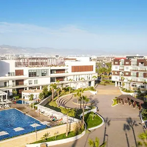 Zephyr فندق